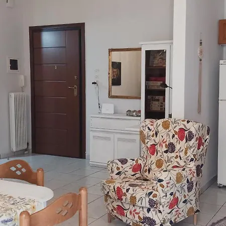Daphne's * Kavala