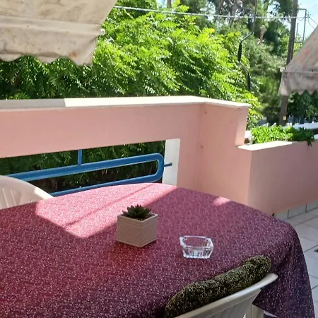 Daphne's Lejlighed *